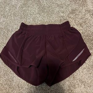 lululemon hotty hots